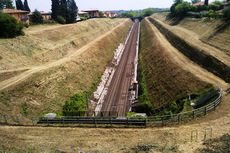 Sfalciatura_ferrovia_dopo_01