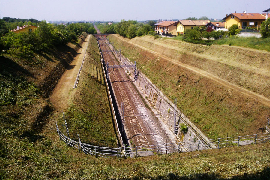 Sfalciatura_ferrovia_dopo_02